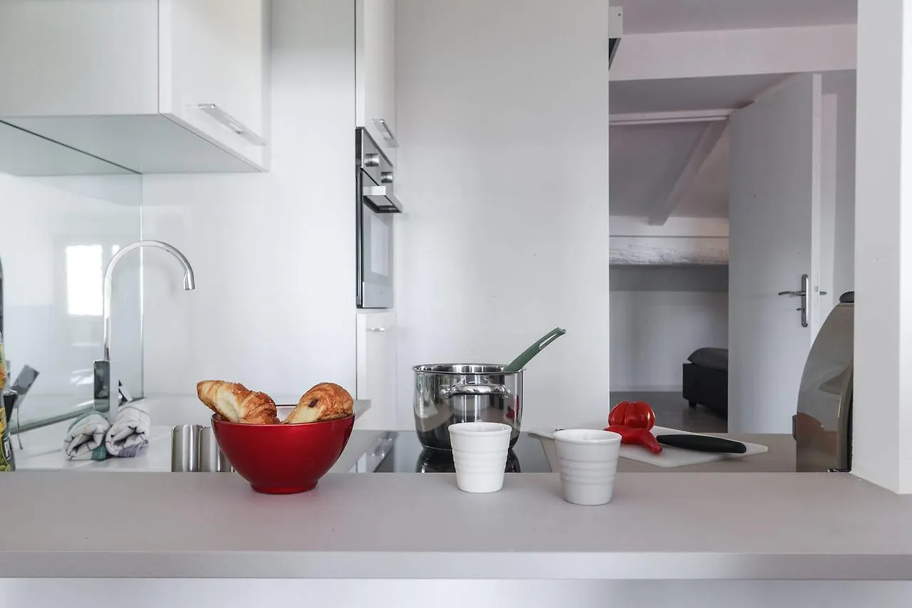 Apartmán Gilly 4 - F2 Exceptionnel, Vue Mer, Moderne, Climatisation ,Vieux-Nice 0*, Nice