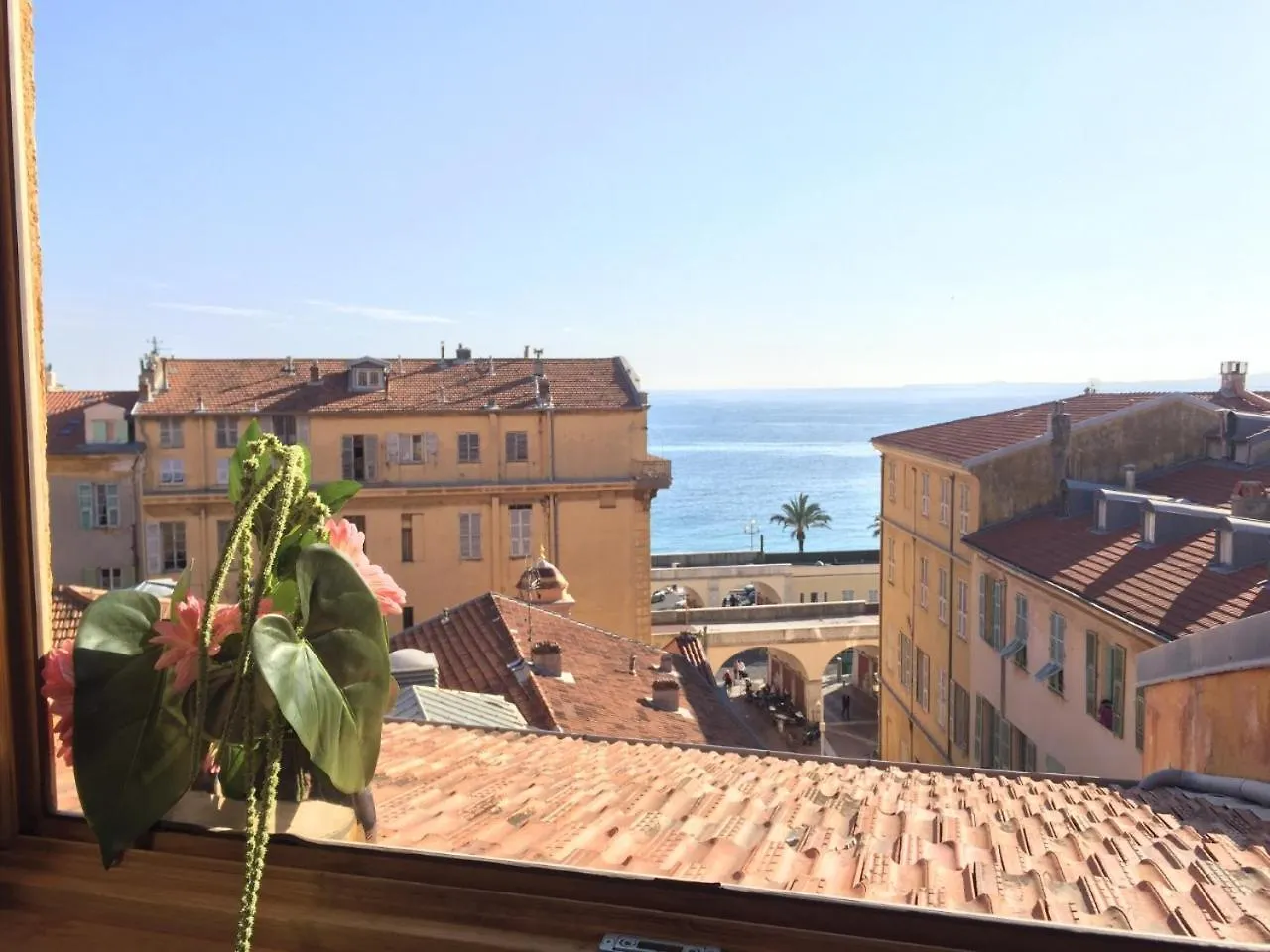 Gilly 4 - F2 Exceptionnel, Vue Mer, Moderne, Climatisation ,Vieux-Nice Lägenhet