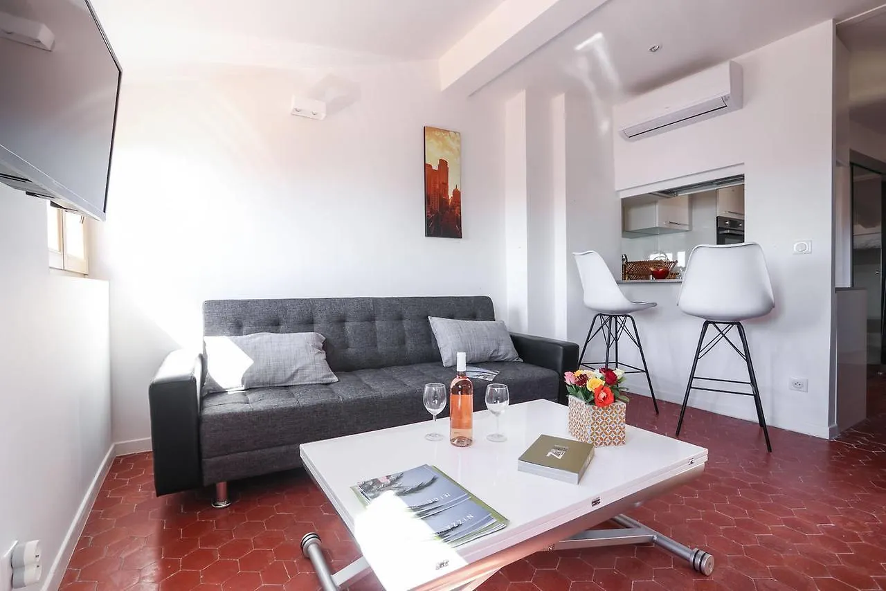 Gilly 4 - F2 Exceptionnel, Vue Mer, Moderne, Climatisation ,Vieux-Nice Apartment